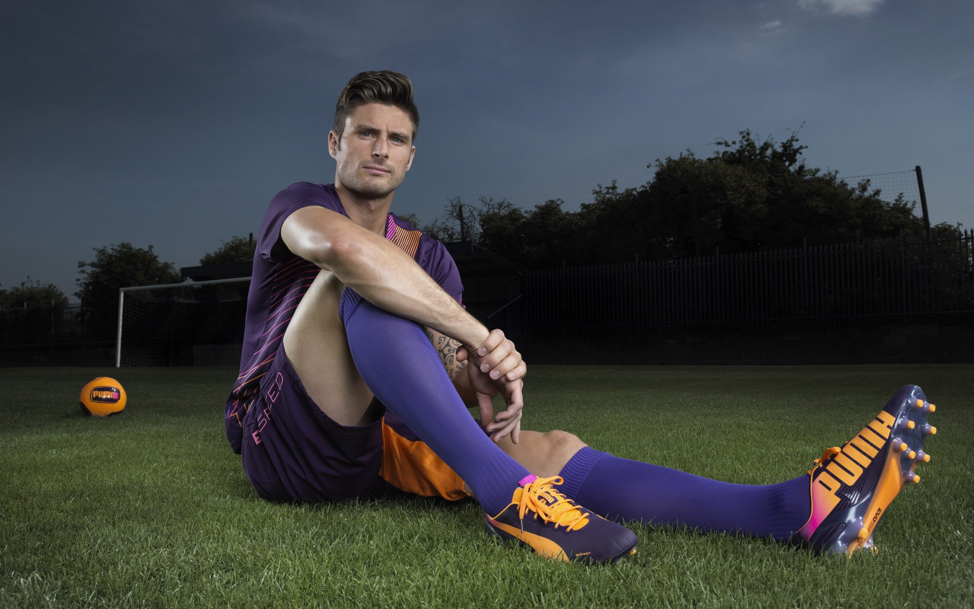 凯尔·查默斯技术动作精准完美，查尔斯&凯斯