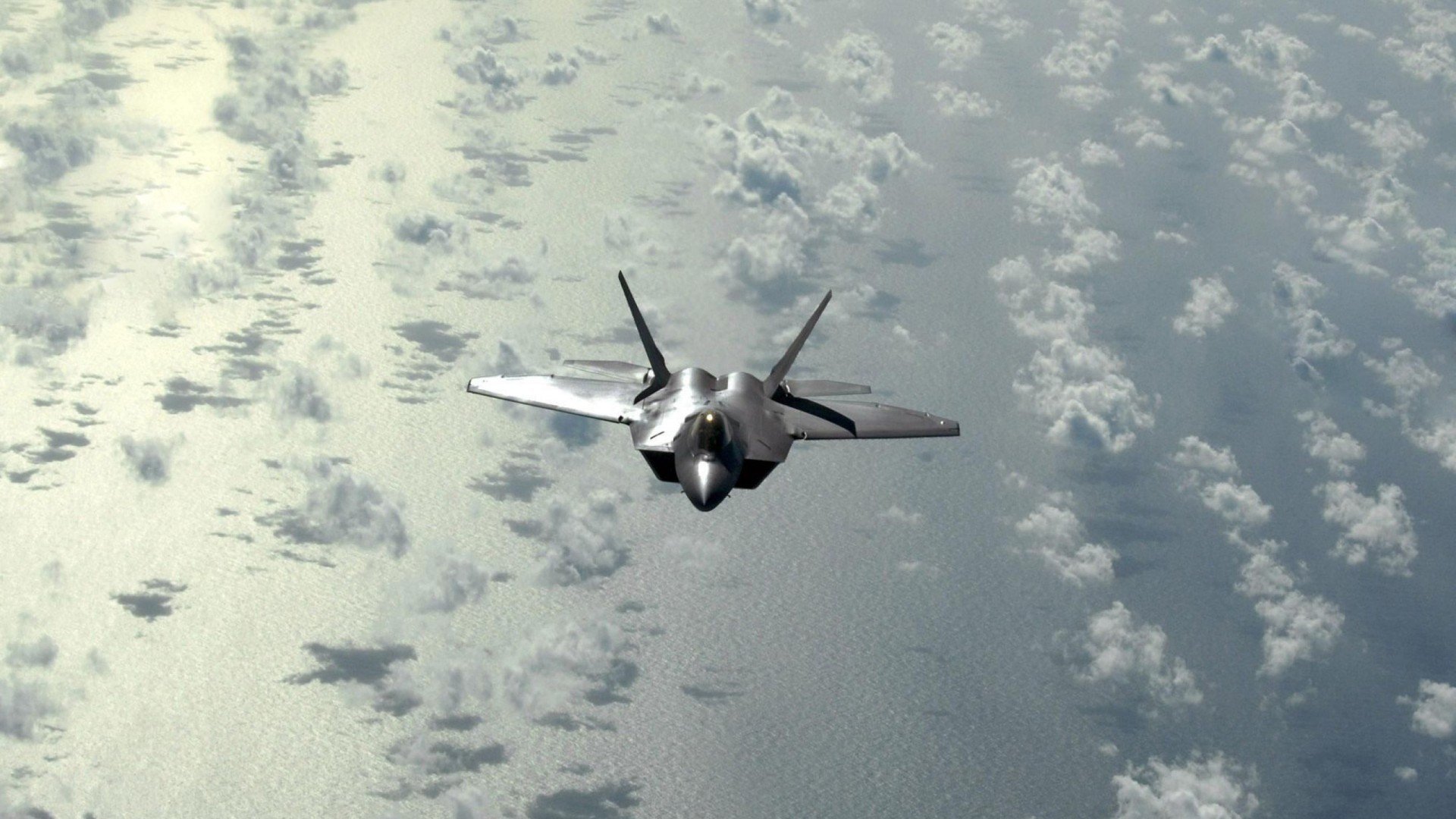 kering.com-传统舞狮竞技赛，舞动青春的民族精粹